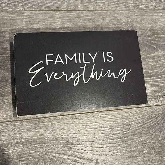“Family Is Everything” Wooden Sign - Picture 2 of 5